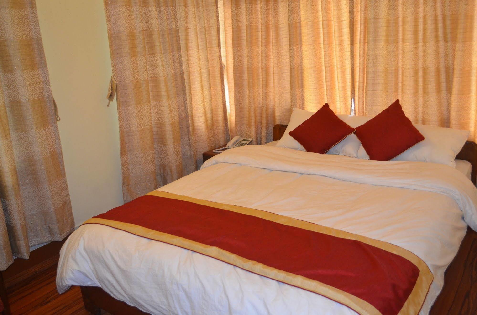 Potala Tourist Home Katmandu Kültér fotó