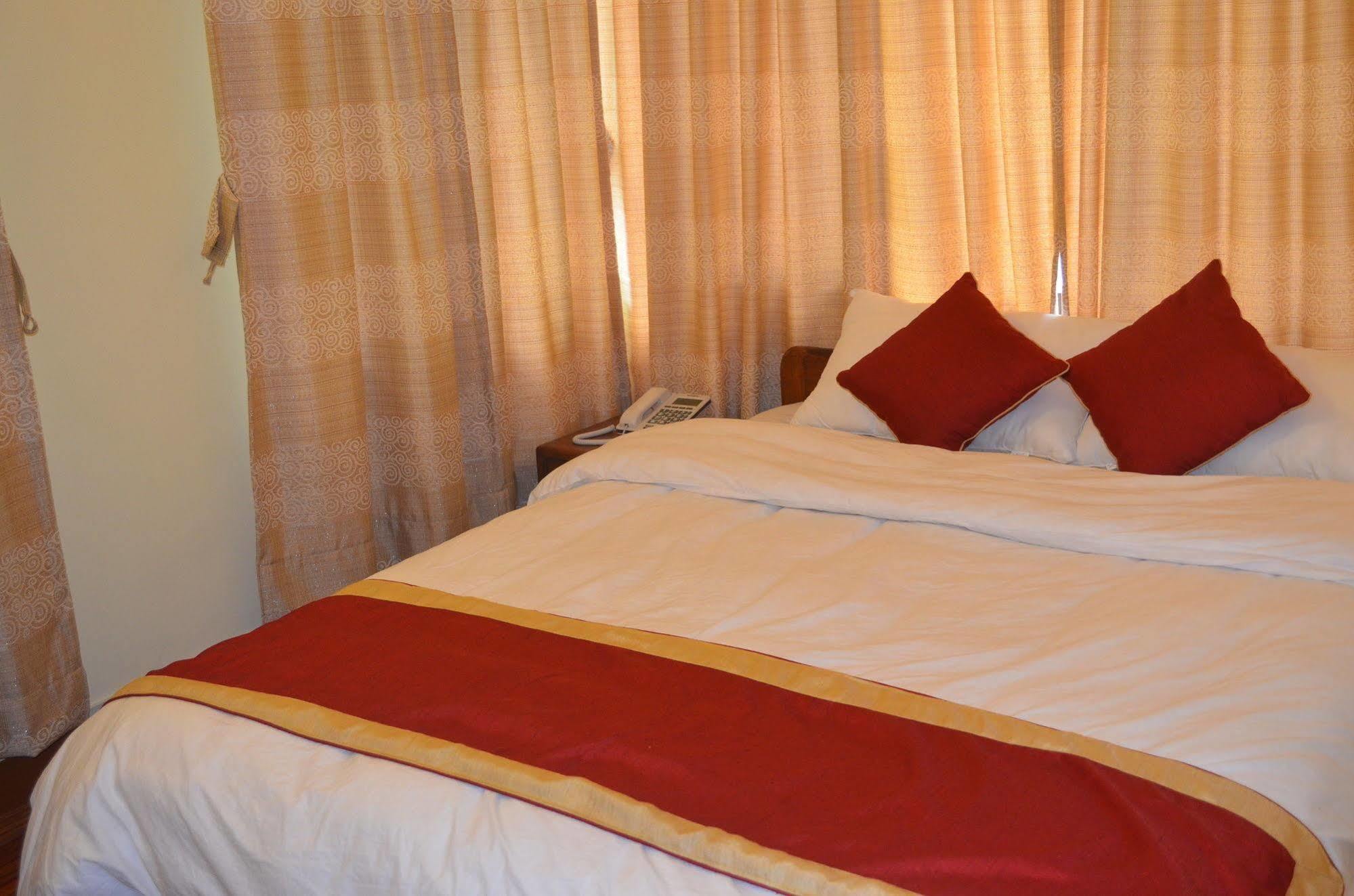 Potala Tourist Home Katmandu Kültér fotó